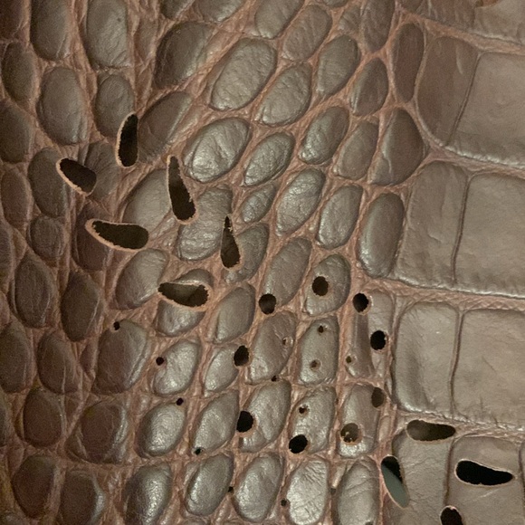 Furla brown alligator embossed large tote. - Picture 8 of 9